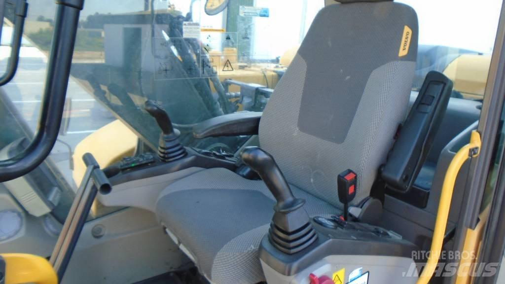 Volvo EC 160 D Beltegraver
