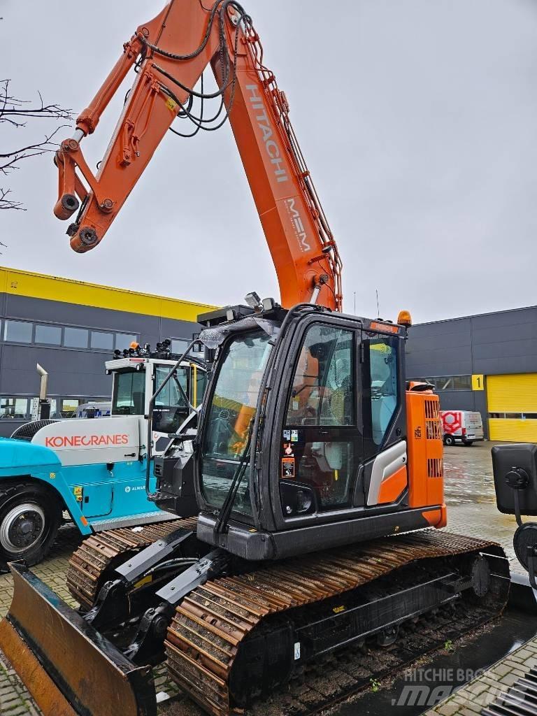 Hitachi ZX 135 US-7 Beltegraver