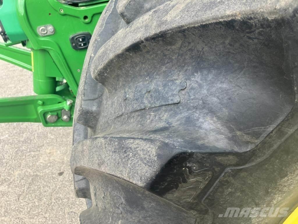 John Deere 6250R Traktorer