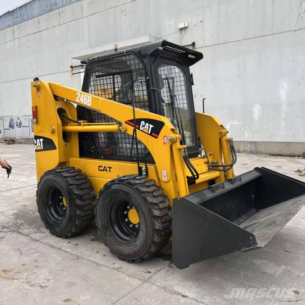 CAT 246 B Minilastere