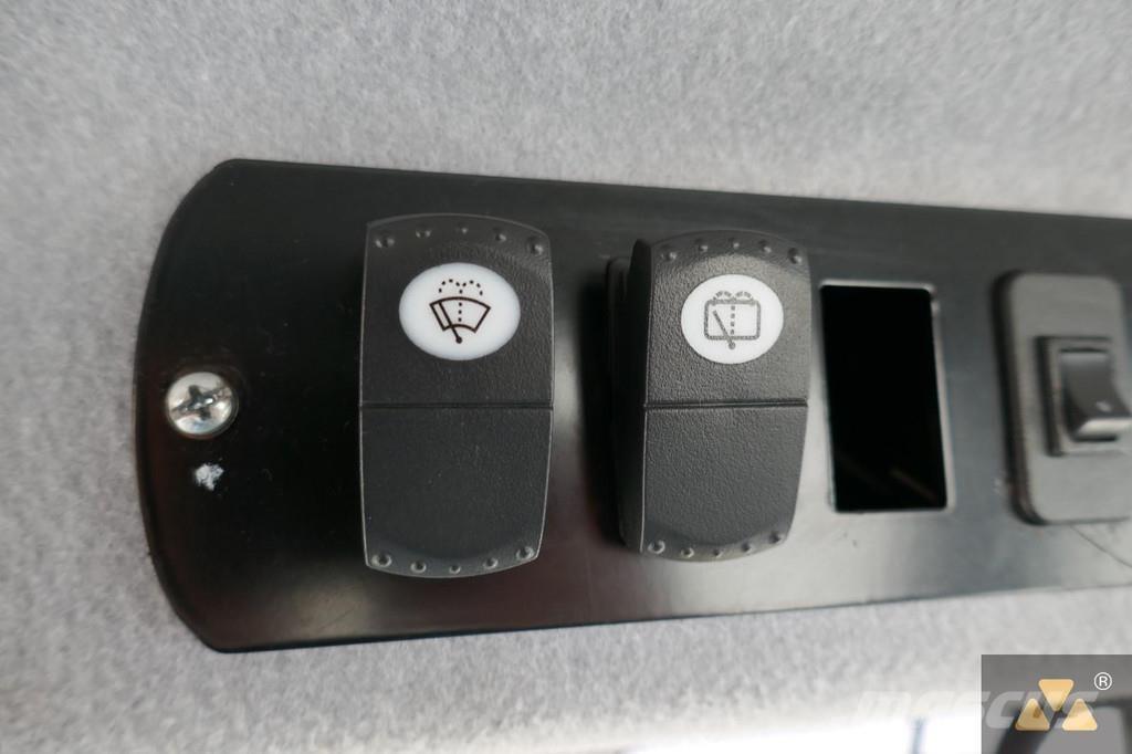 CAT CB13 Tandem Valser