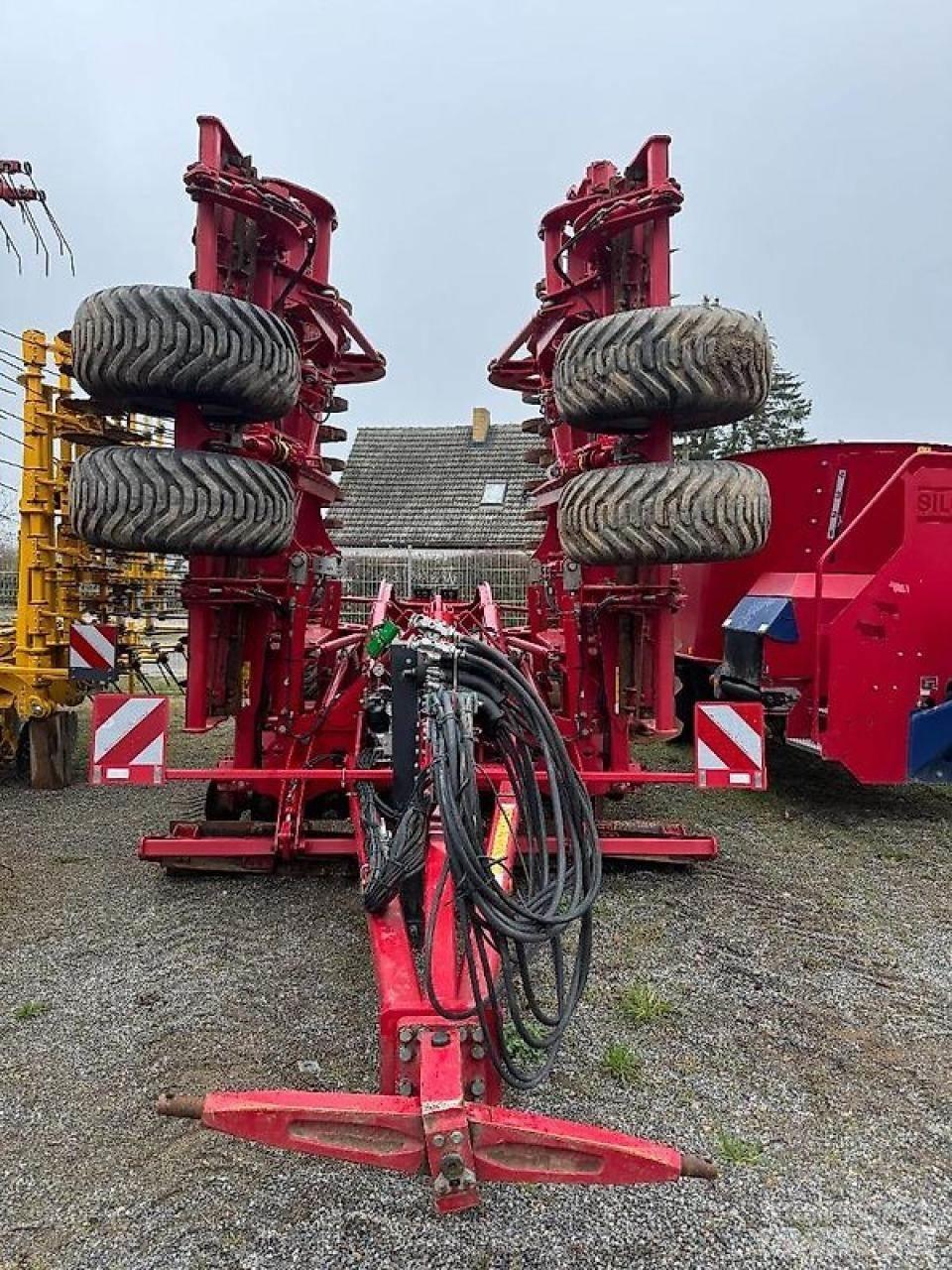 Horsch Joker 8RT Skålharver