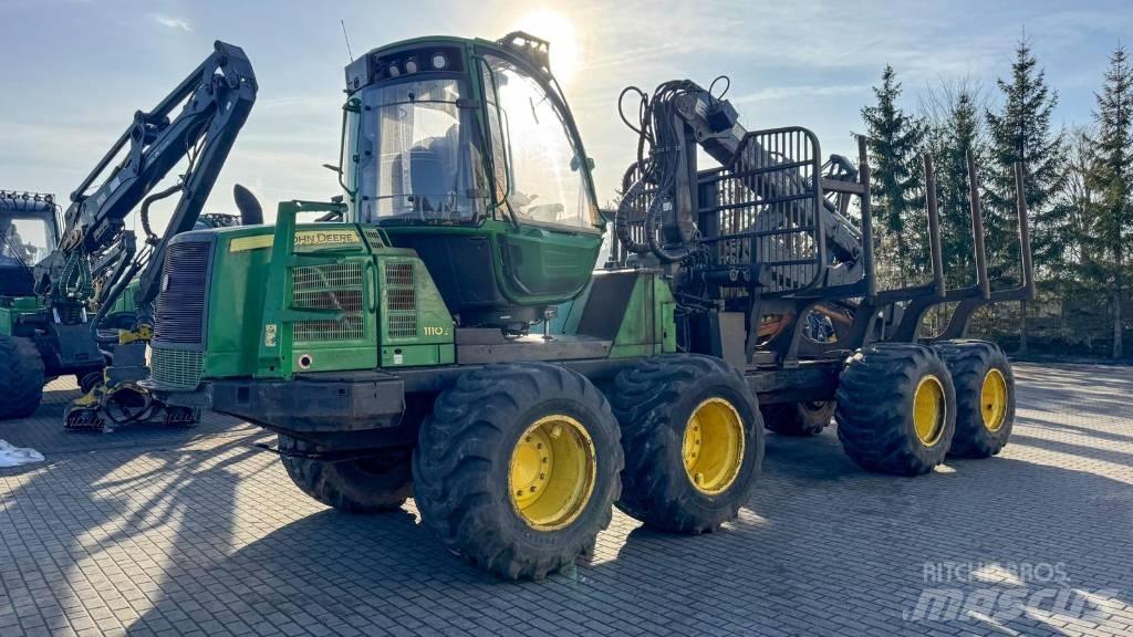 John Deere 1110 E Lassbærere