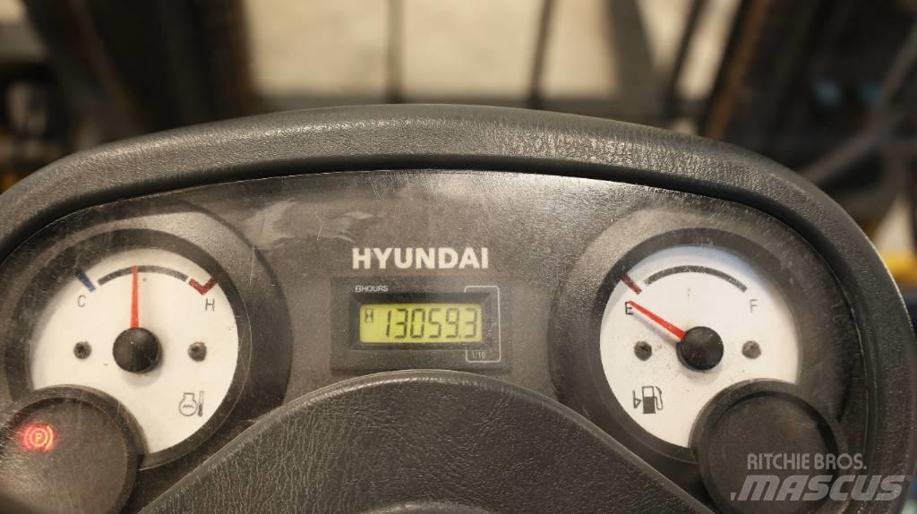 Hyundai 25 D-7 E Diesel Trucker
