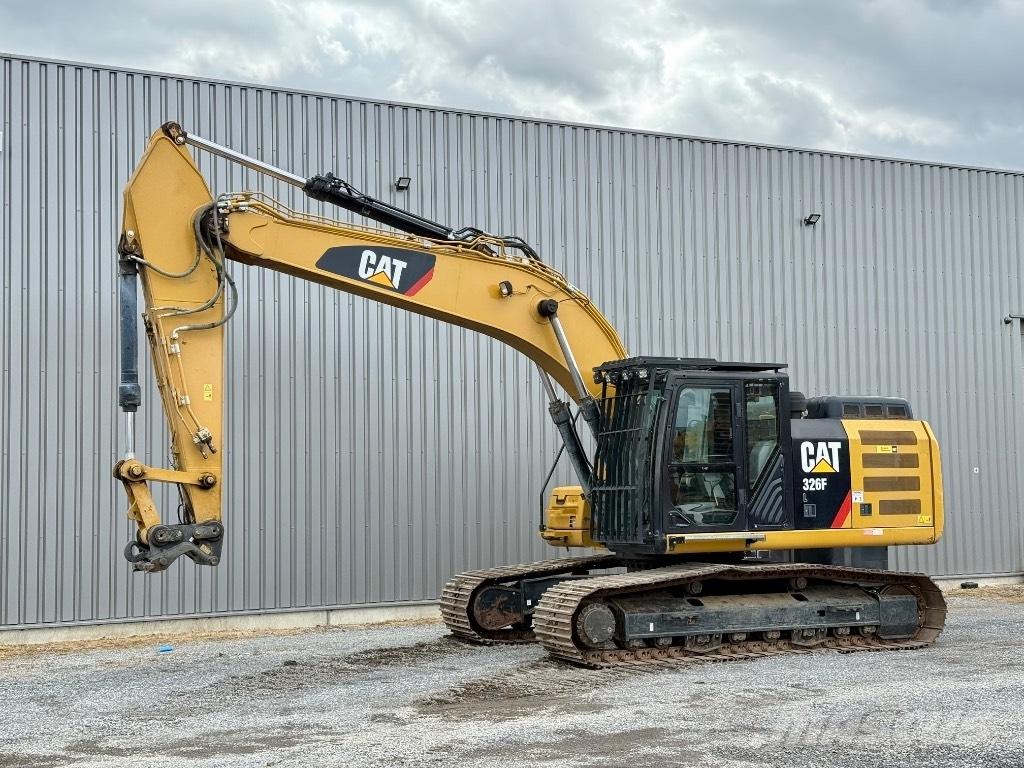 CAT 326 F L Beltegraver