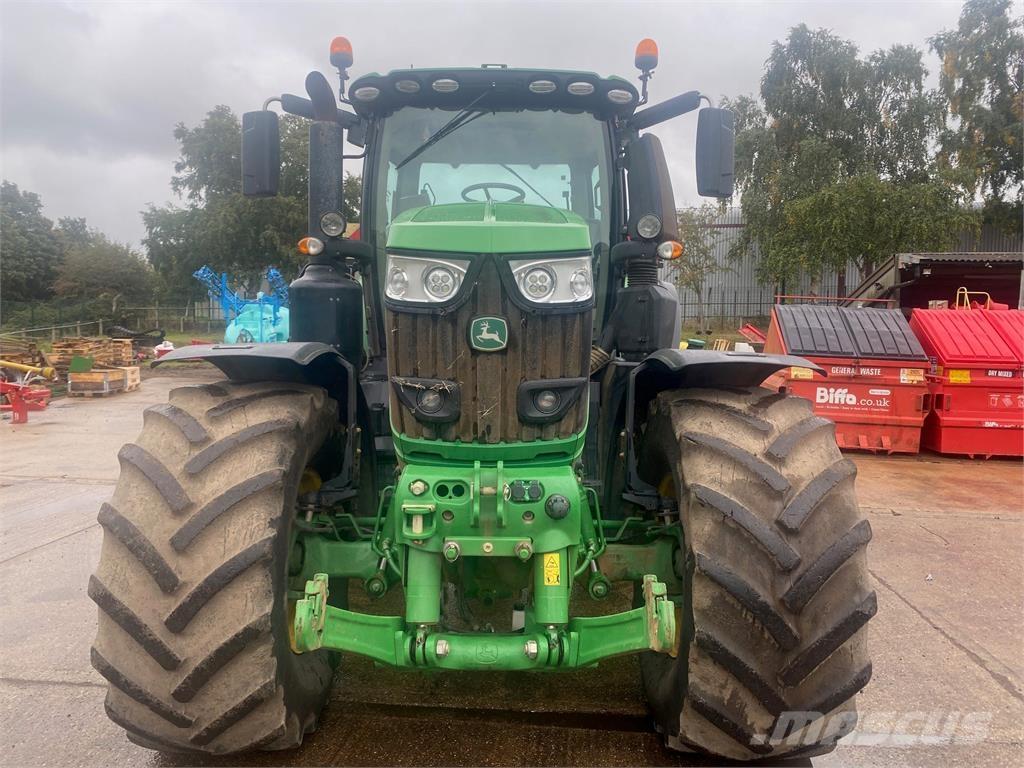 John Deere 6250R Traktorer