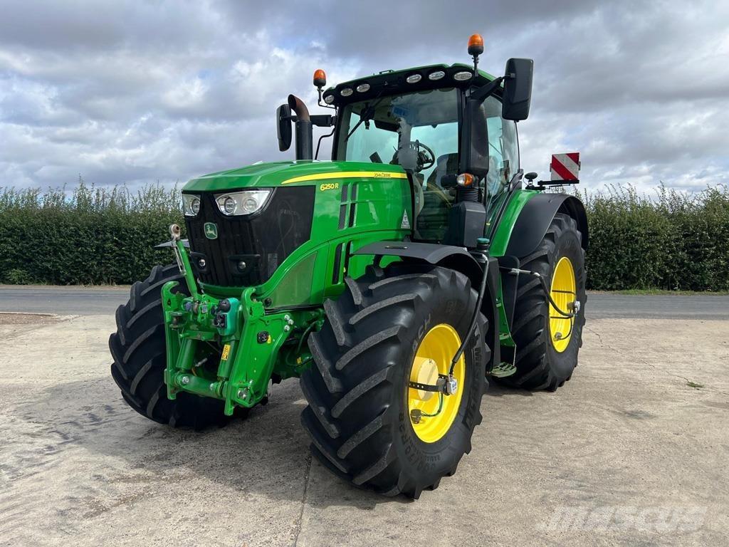 John Deere 6250R Traktorer