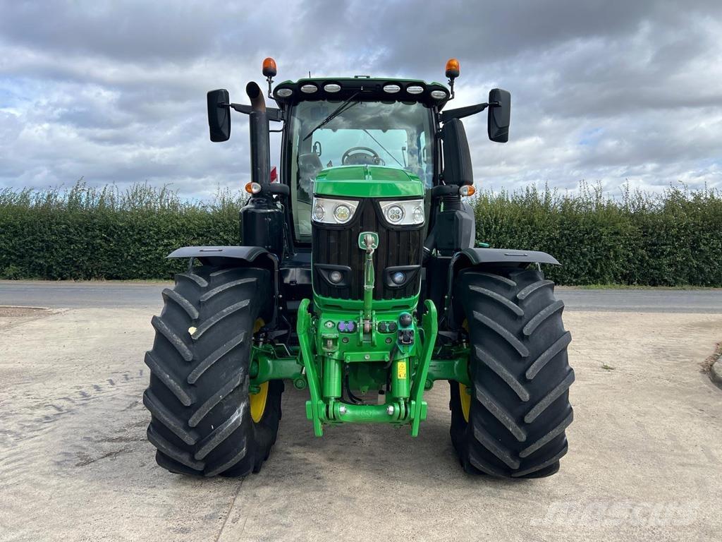 John Deere 6250R Traktorer