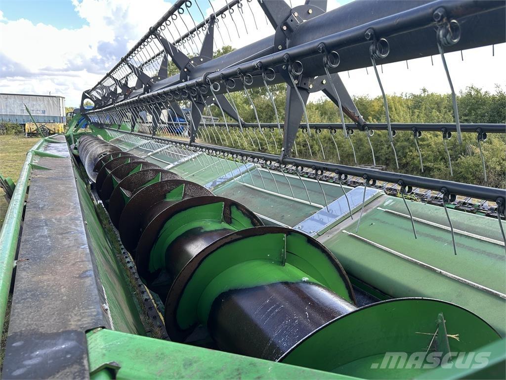 John Deere 635PF Skurtreskere