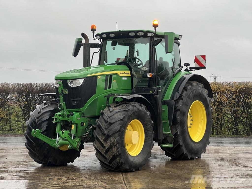 John Deere 6R215 Traktorer