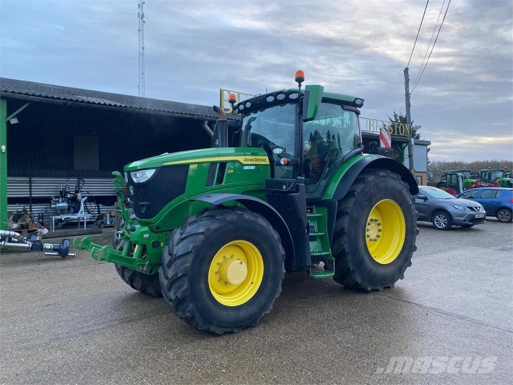 John Deere 6R215 Traktorer