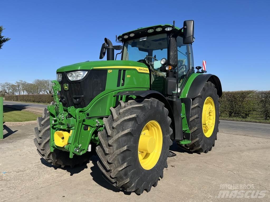 John Deere 6R250 Traktorer
