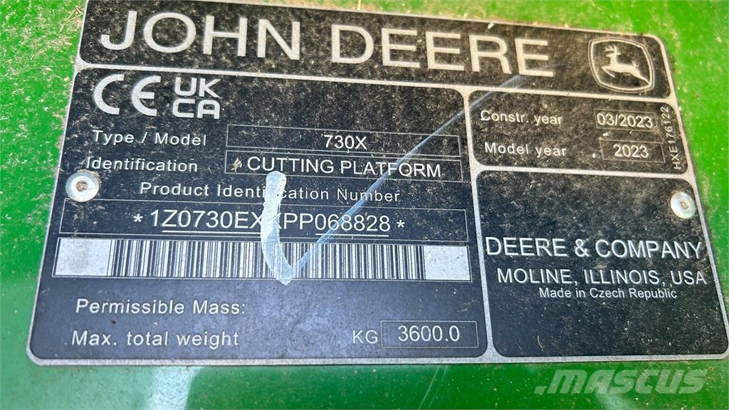 John Deere 730X Skurtreskere
