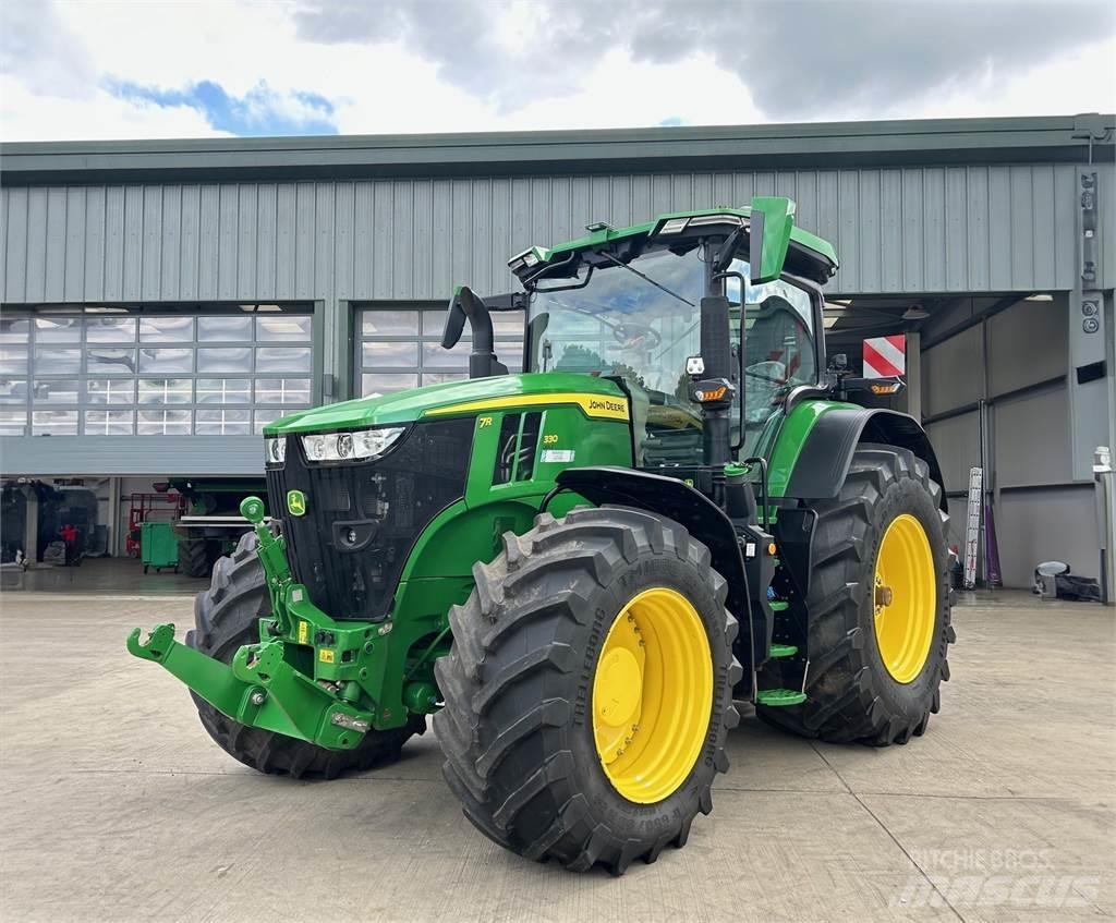John Deere 7R330 Traktorer