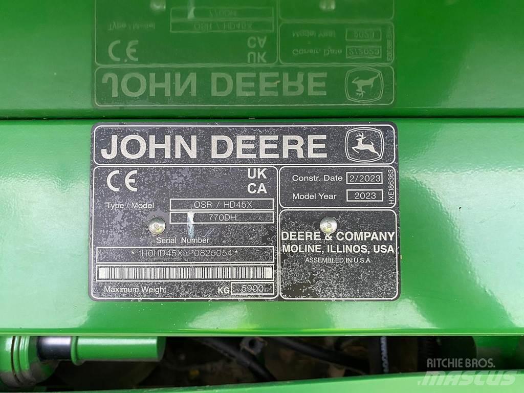 John Deere HD45X Skurtreskere
