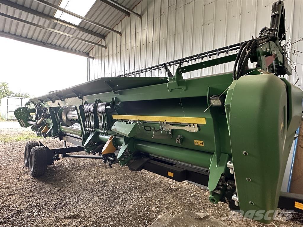 John Deere T670 Skurtreskere