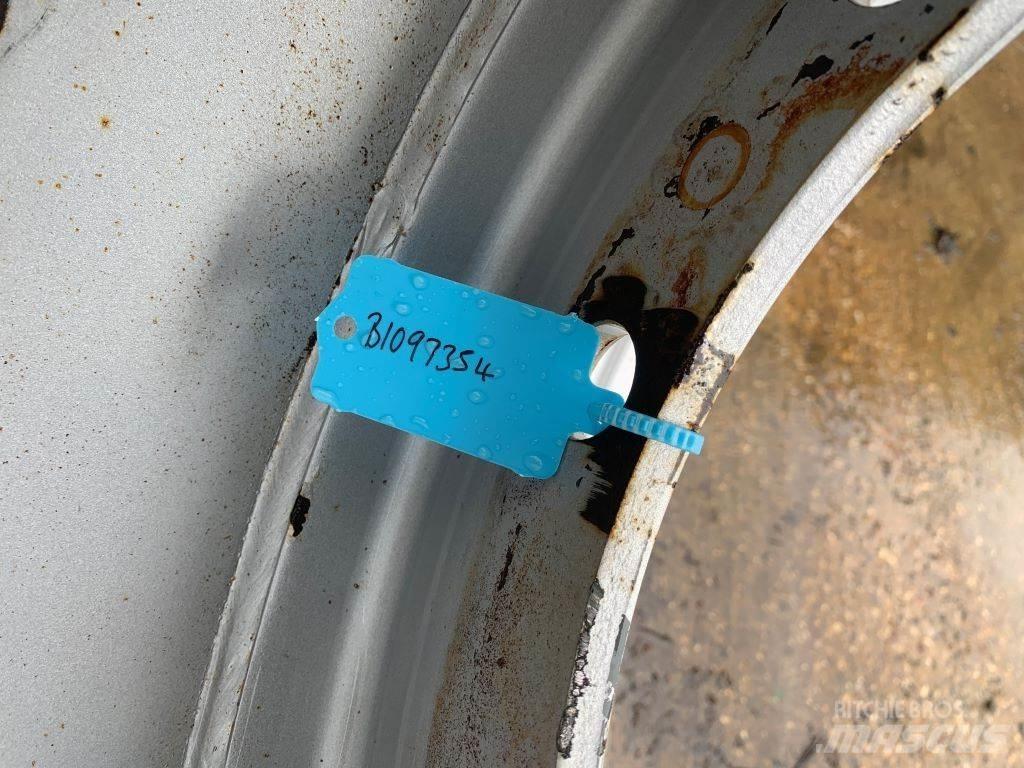 Kramer 500/70R24 Dekk, hjul og felger