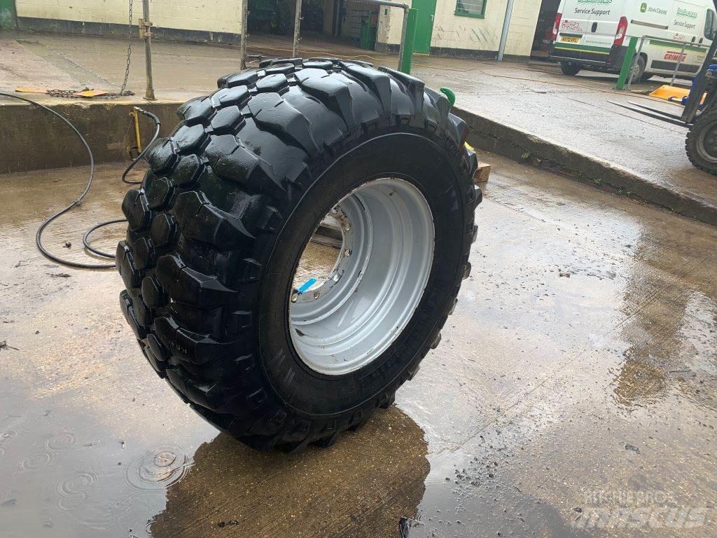 Kramer 500/70R24 Dekk, hjul og felger