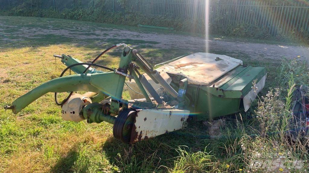 Krone AM242Z Beitepussere og toppkuttere