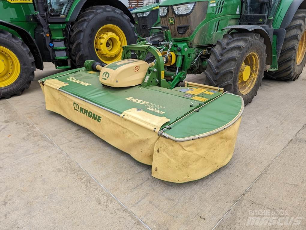 Krone F320M Beitepussere og toppkuttere