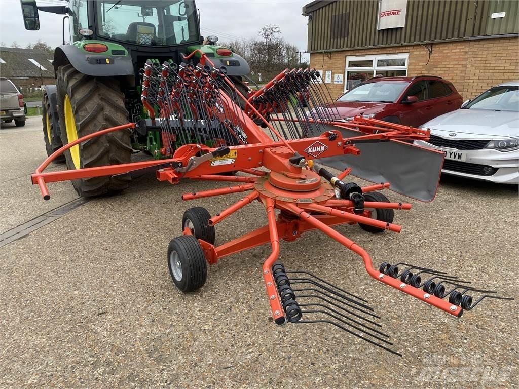 Kuhn GA4431 Raker og høyvendere