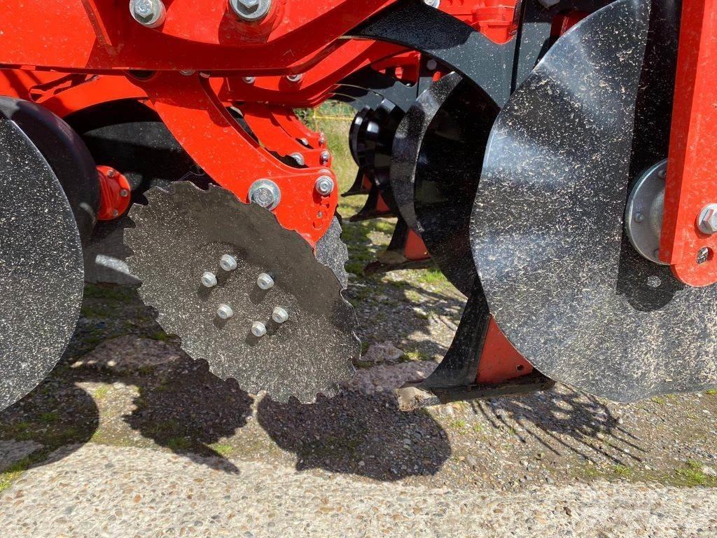 Kuhn STRIGER 300 Landbruk - Annet