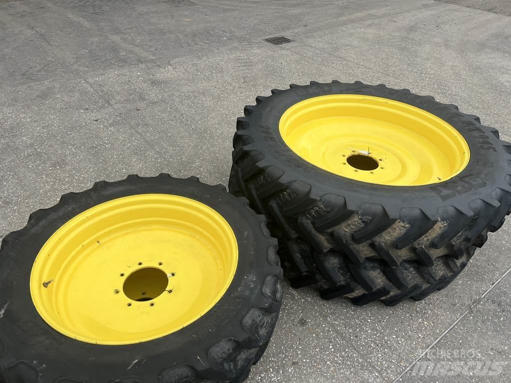  ROWCROPS Dekk, hjul og felger