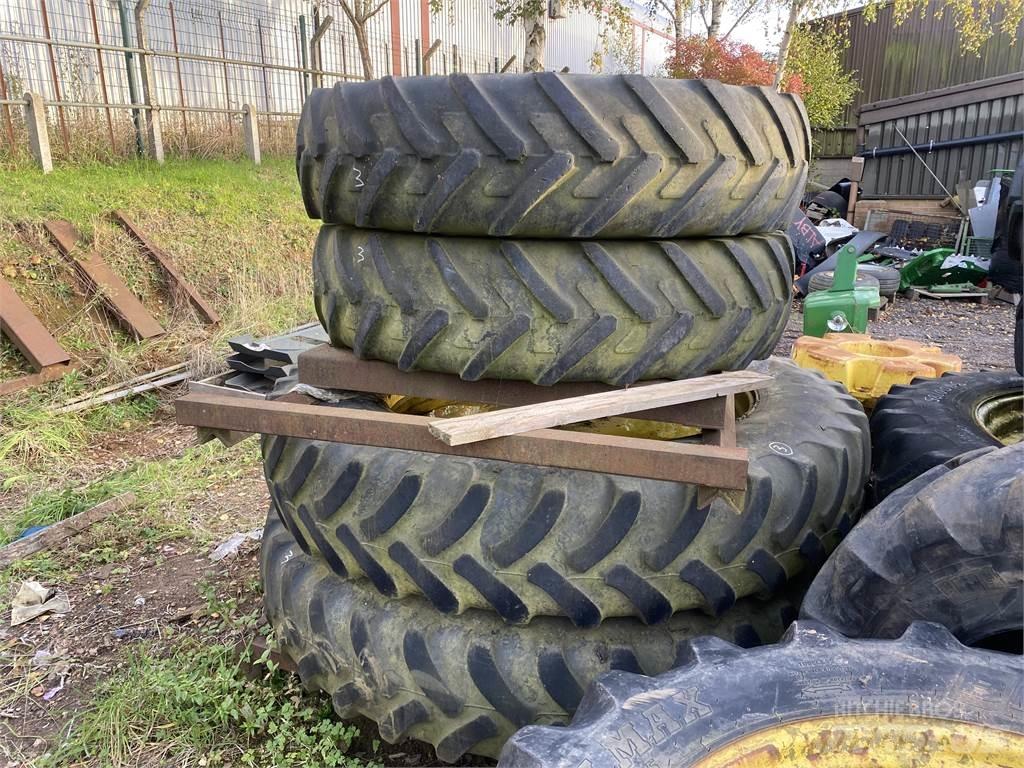  WHEELS Dekk, hjul og felger