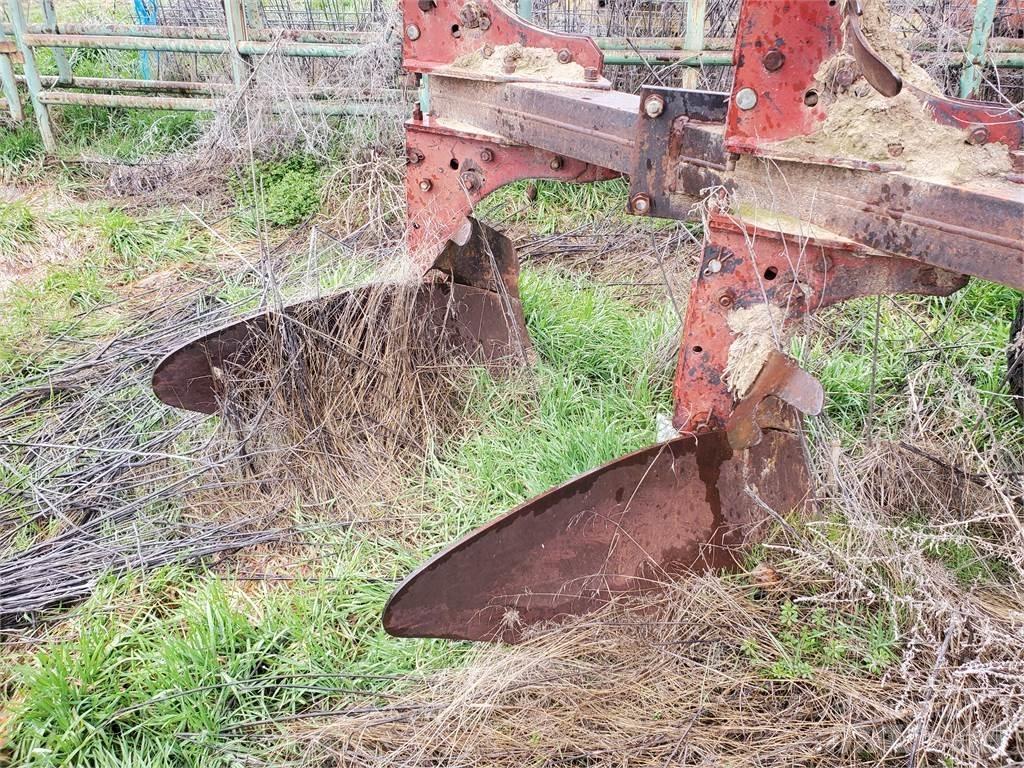 Ace 4 Bottom Vanlige ploger