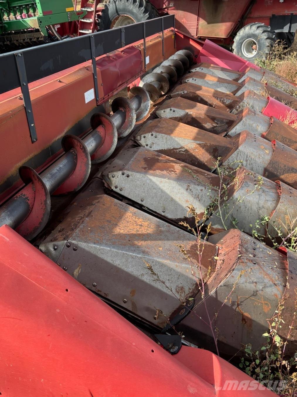 Case IH 1083 Skurtreskere
