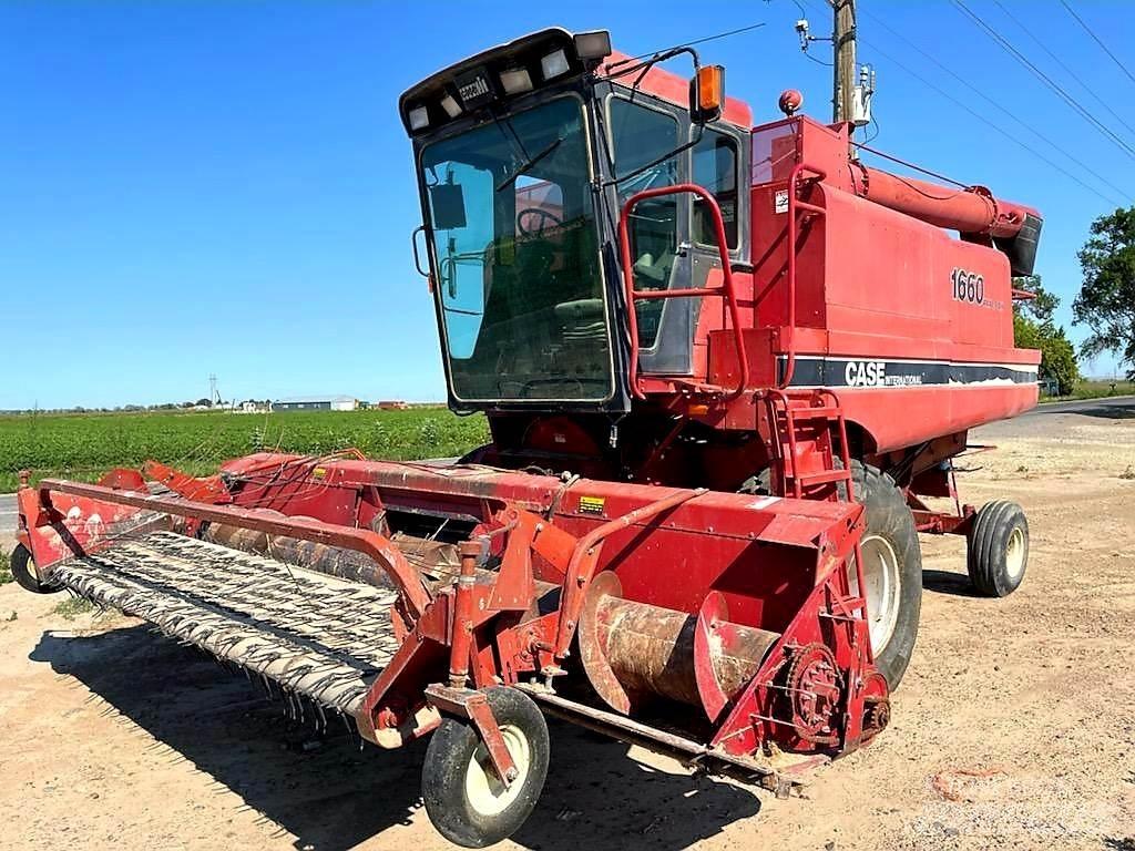 Case IH 1660 Skurtreskere