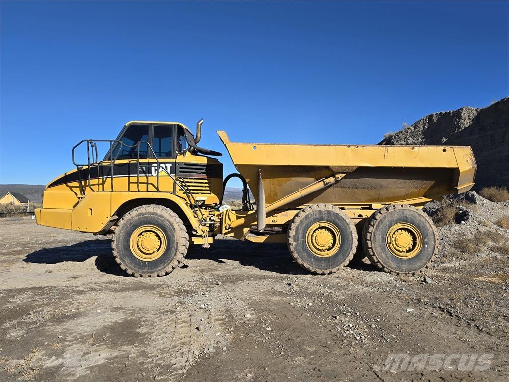 CAT 730 Andre lastebiler