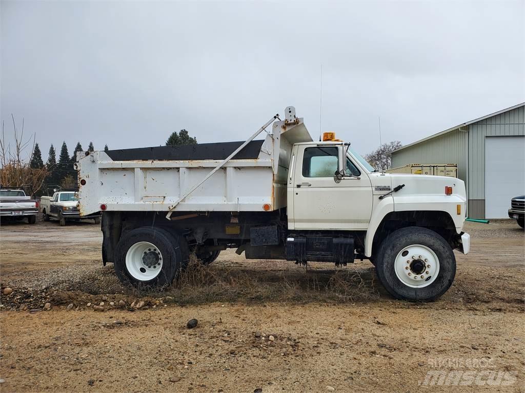 Ford F800 Andre lastebiler