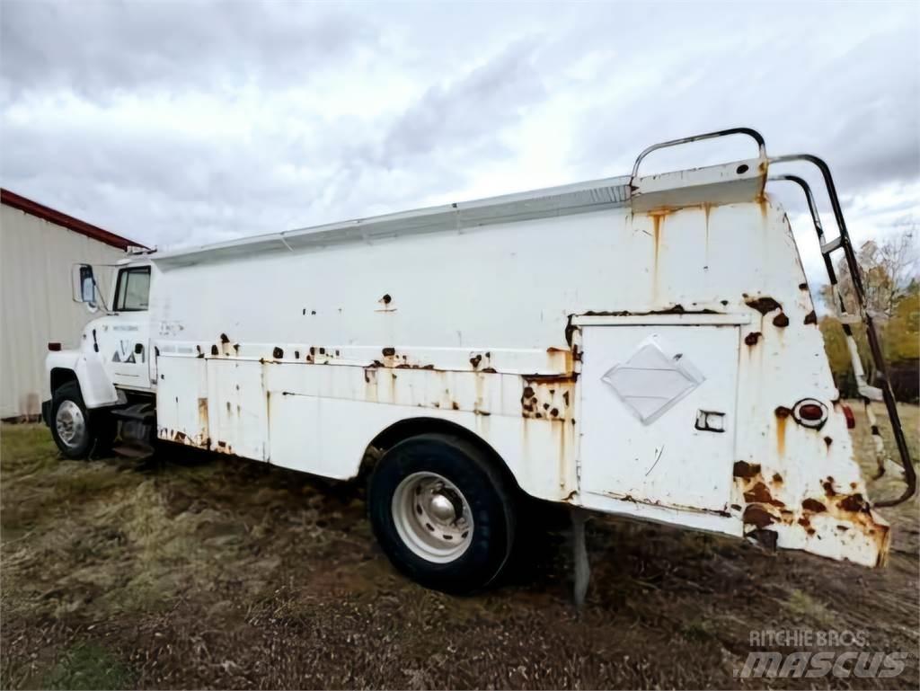 Ford LN8000 Andre lastebiler