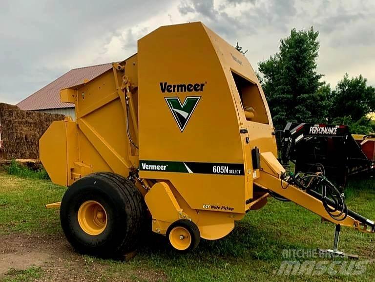 Vermeer 605N Rundballepresser