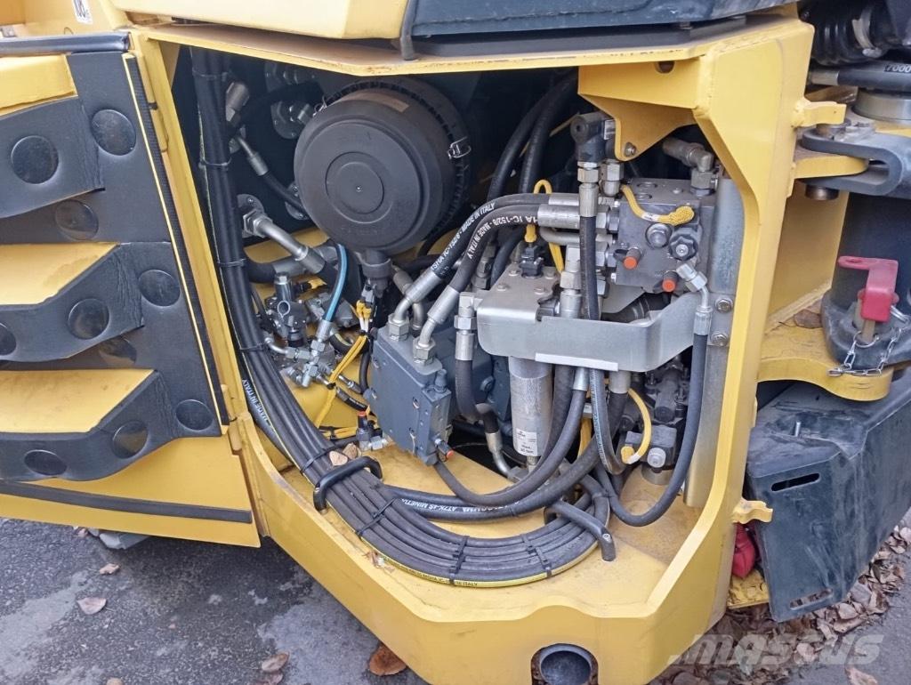 Bomag BW 203 AD-4 Tandem Valser