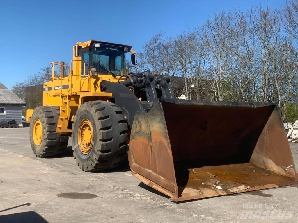 Volvo L330C Hjullastere