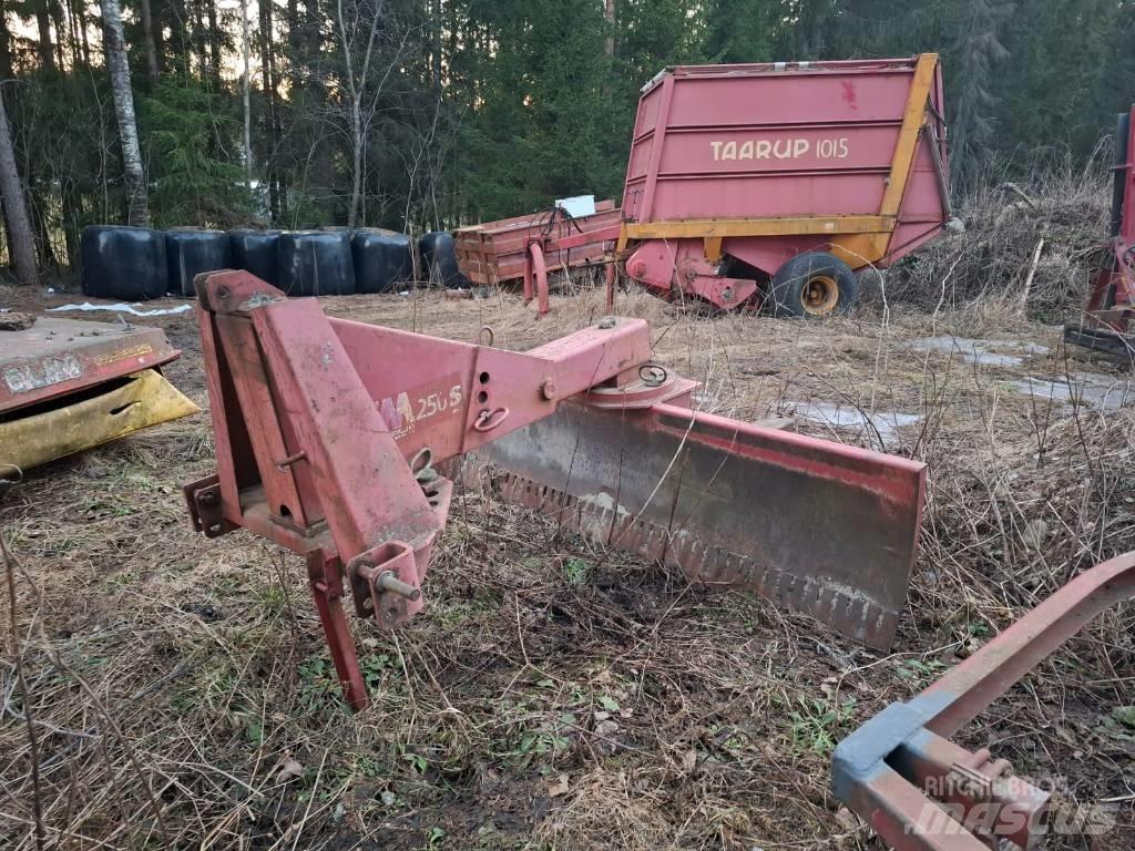 VM 250 Veiskraper