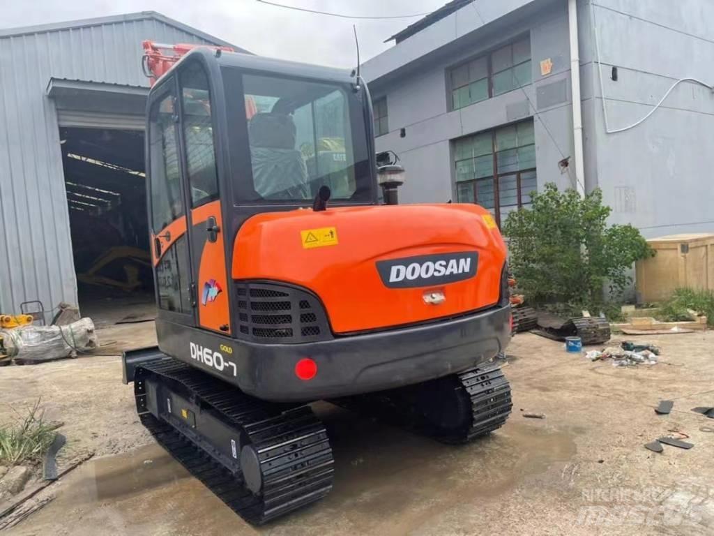 Doosan DH 60-7 Minigravere <7t