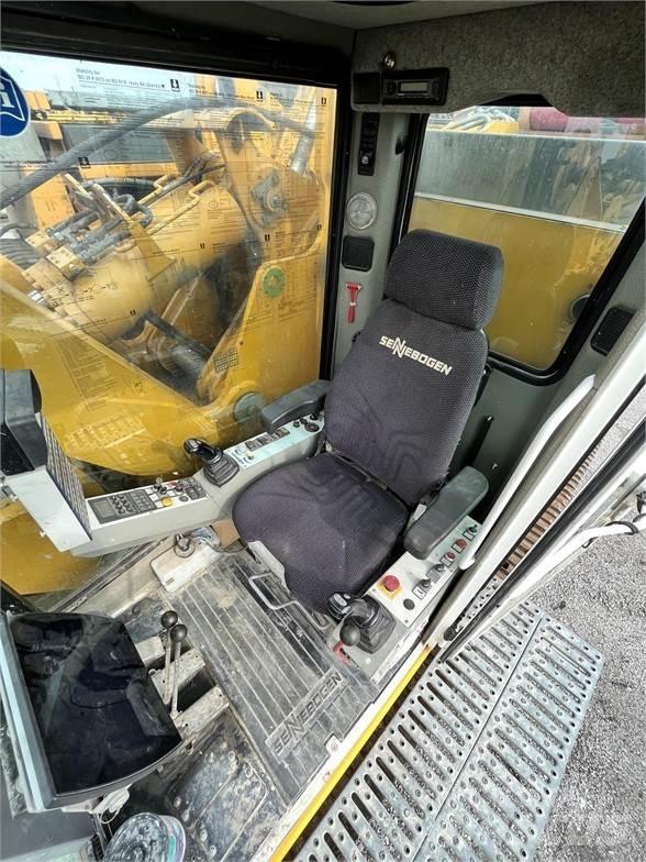 Bauer BG28V Borerigger