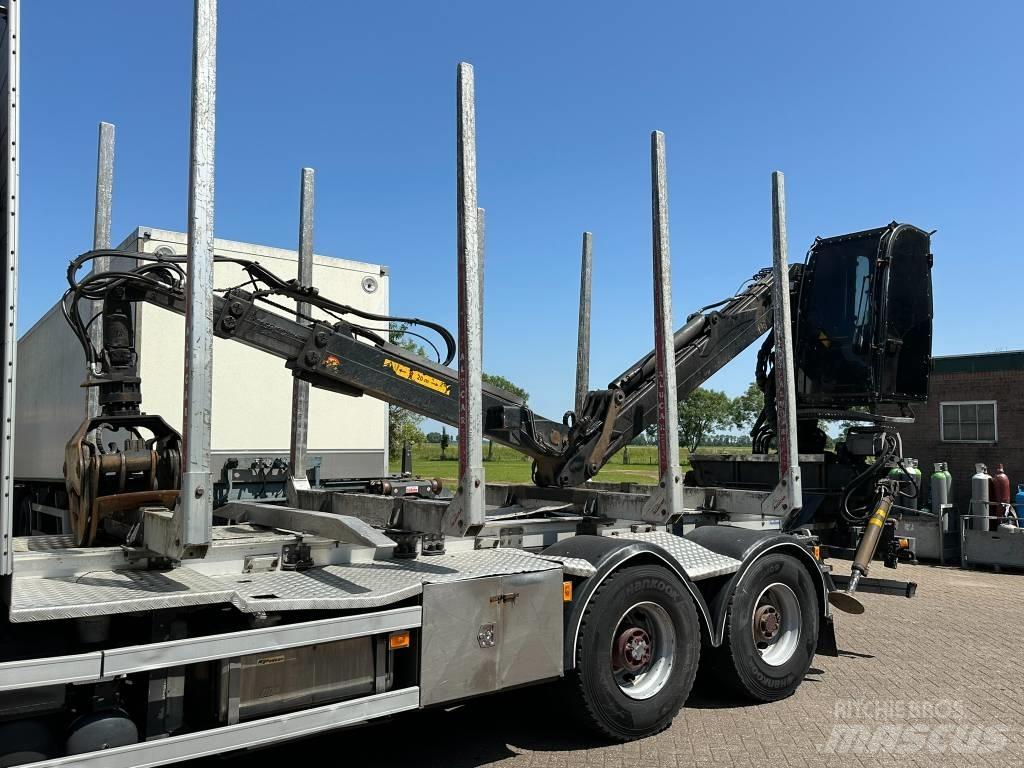 Loglift 140ST 96 + Cab Tømmerkraner