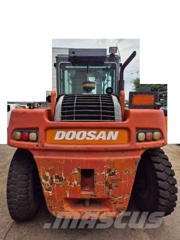 Doosan D 160 S-5 Diesel Trucker