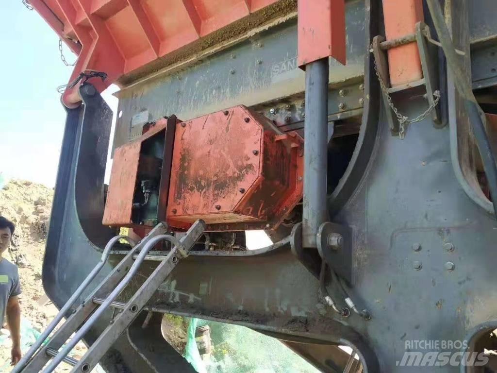 Sandvik QJ330 Mobile knuseverk