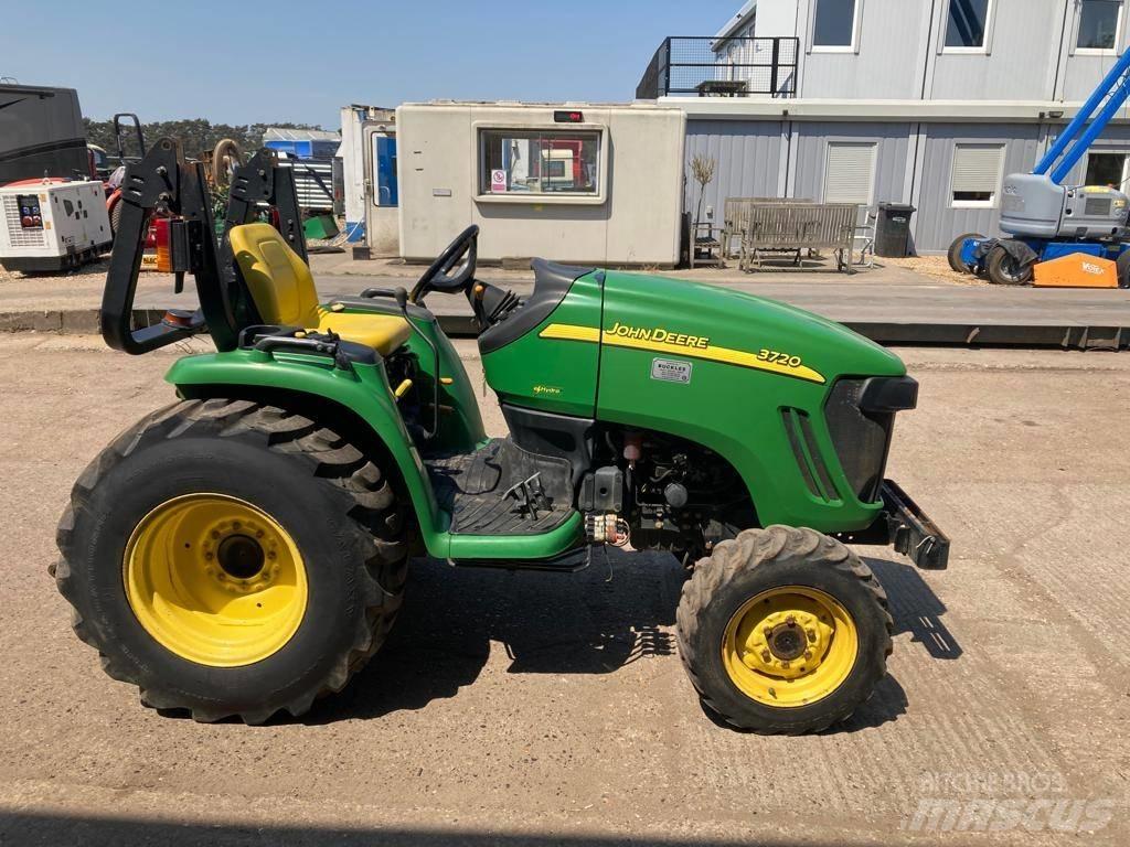 John Deere 3720 Traktorer
