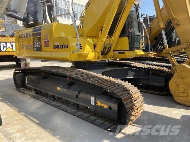 Komatsu PC 240 LC Beltegraver