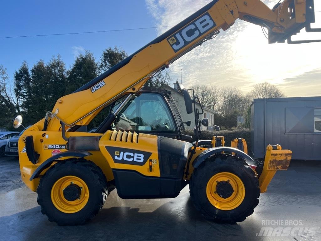 JCB 540-140 Hi Viz Teleskoplastere