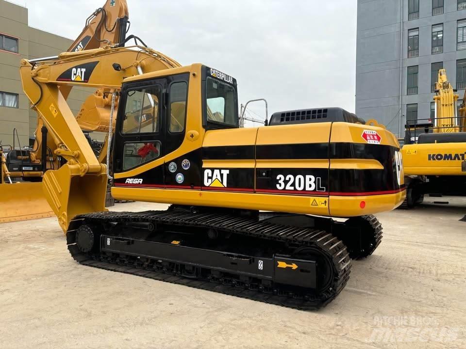CAT 320 B L Beltegraver