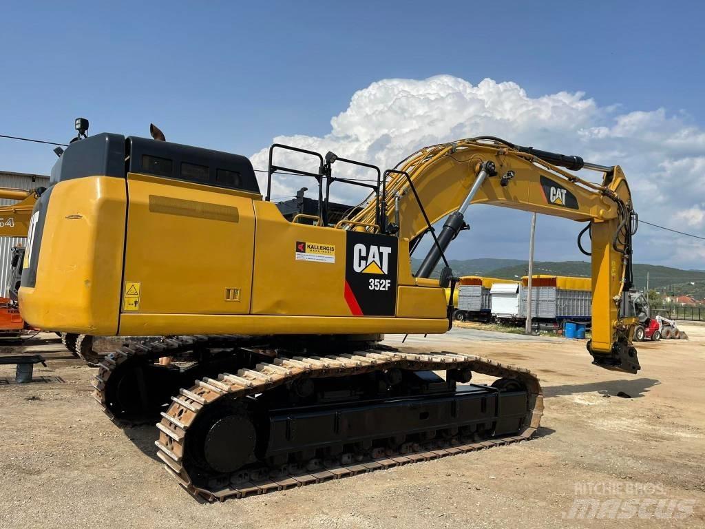 CAT 352FL Beltegraver
