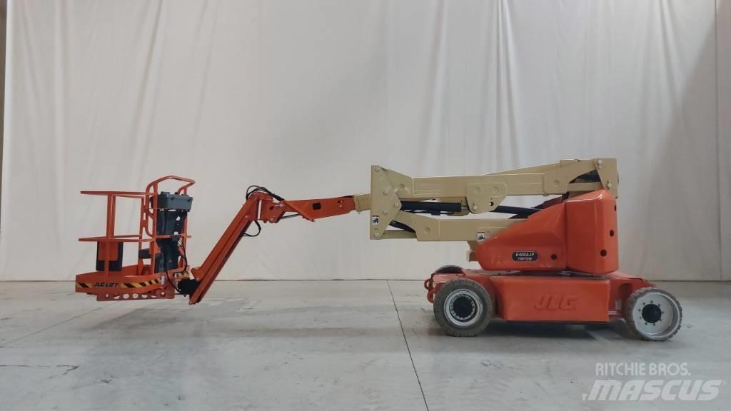 JLG E 400 AJPN Leddede bomlifter