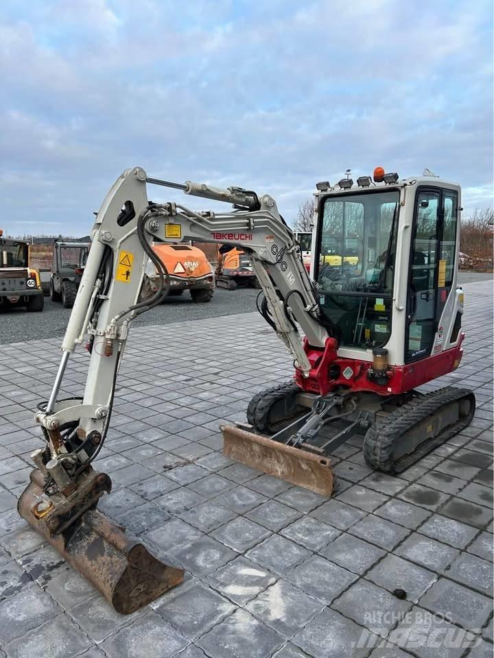 Takeuchi TB 225 Minigravere <7t